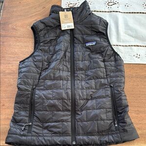 Patagonia Black Quilted Vest